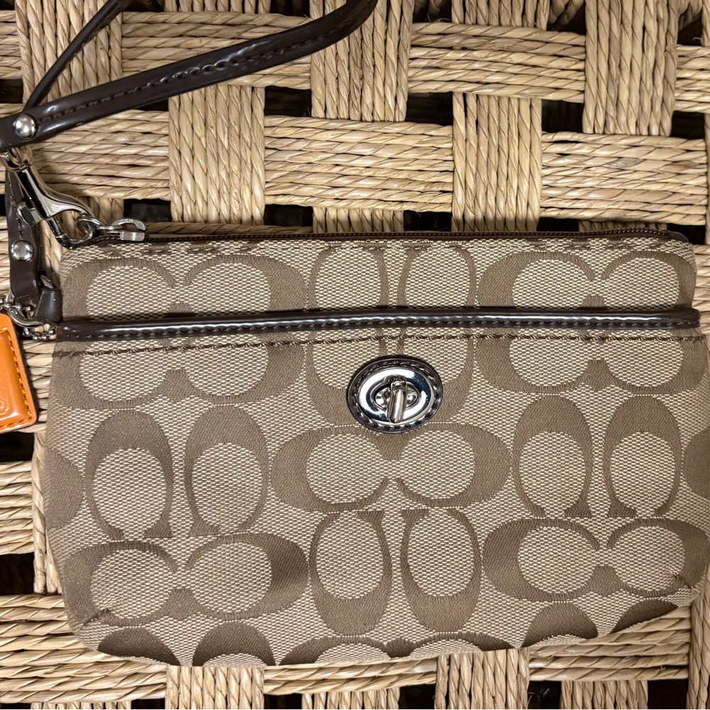 Coach Signature Canvas Turnlock Wristlet